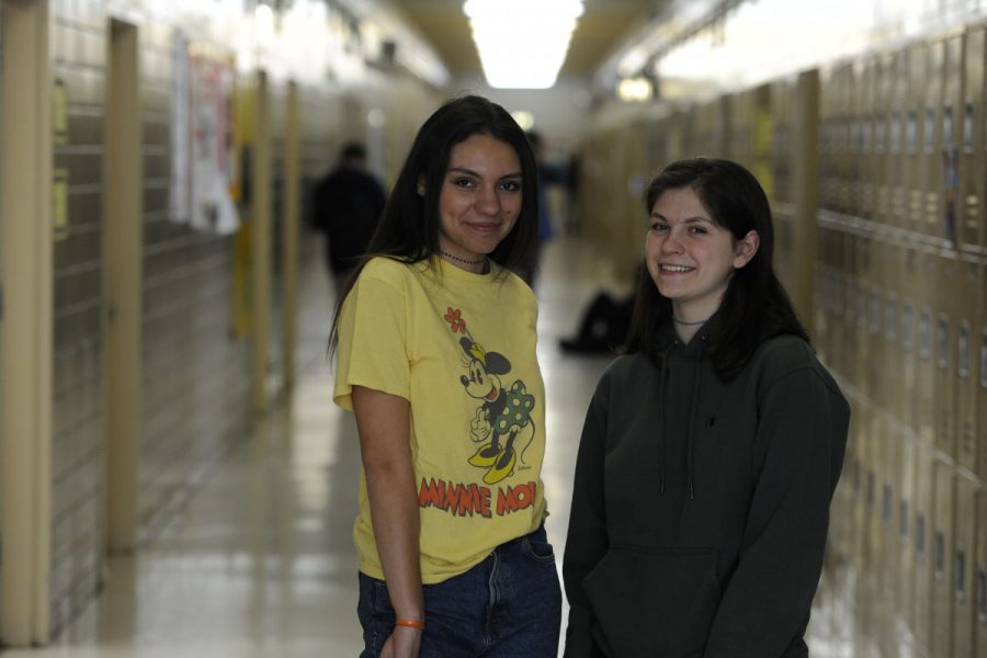 Both Evaluna Smithgartner, ‘19 (left) and Elisa Pappagallo, ’19 (right) believe thatphysical health is an essential quality for assuming the office of the presidency. 
