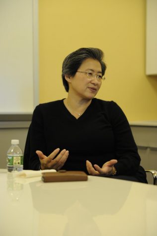Lisa Su 86 answers questions about her career in a student interview.