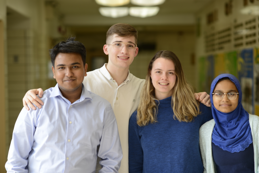 From left to right: Mohammed Islam ‘19, Jonathan Nicastro ‘19, Elinor Poole-Dayan ‘19, Amena Khatun ‘19 all give advice regarding scholarships and college. 