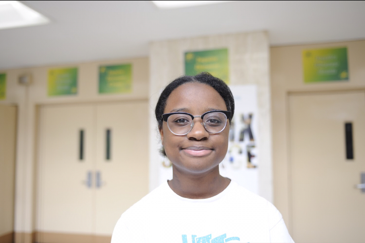Aissata Barry ’22 has created support groups for teenagers over Instagram, FaceBook and Reddit. 
