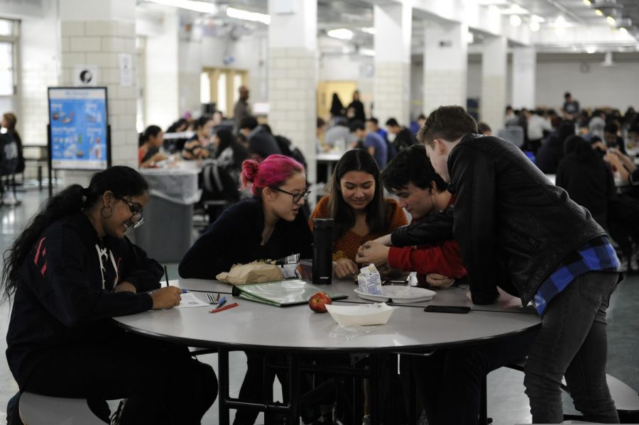 Lunchtime is one of the most important parts of a students day, where they not only have the opportunity to socialize with friends but also to recharge their energy with a healthy meal. 