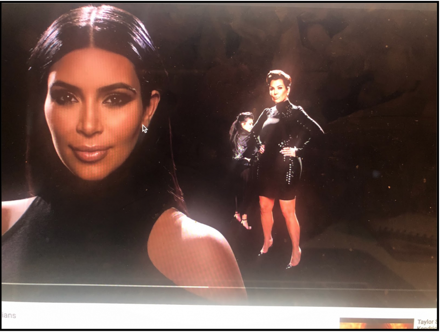 An image from the theme page of Keeping Up With the Kardashians.