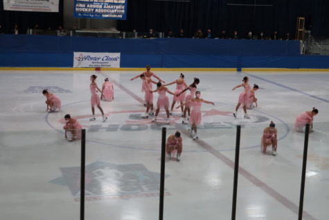 Here is Team Image Novice competing at the 25th Porter Synchro Classic, in the opening position of their Les Misérables themed program. Their gold-medal skate earned them a whopping 83.49 points