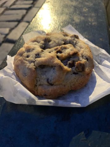 This is Levain's two chip chocolate chip cookie.