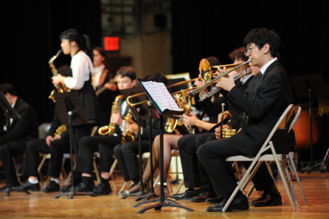 Joseph Park ’24 (outermost chair) is one of two trumpeters in Jazz Band. 