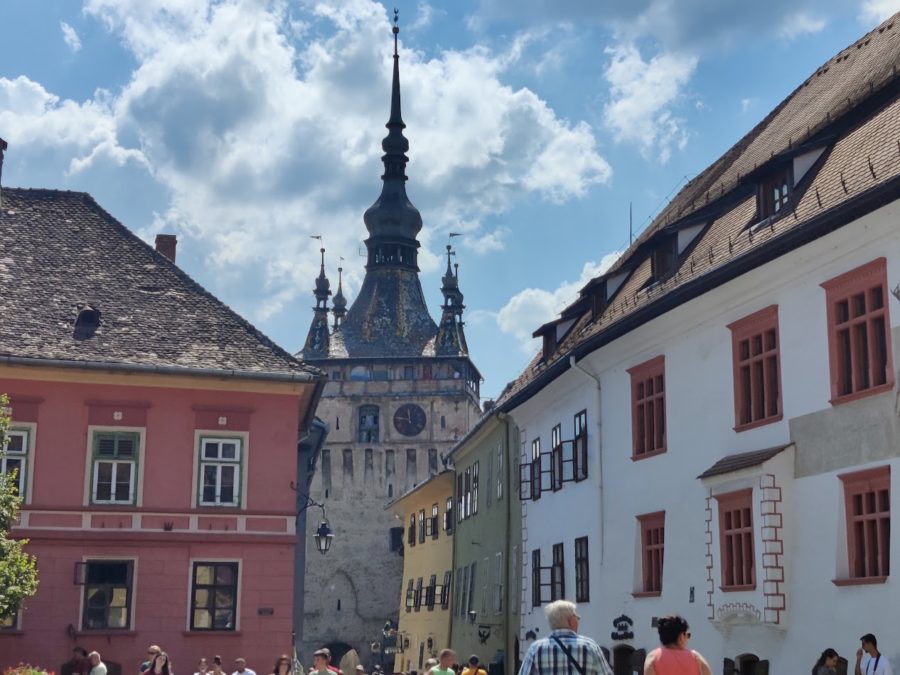 Standing+tall+in+the+historic+center+of+Sighisoara+Fortress+is+the+Clock+Tower%2C+the+master+tower+of+the+citadel%2C+standing+at+64+meters+%28209.974+feet%29+tall.