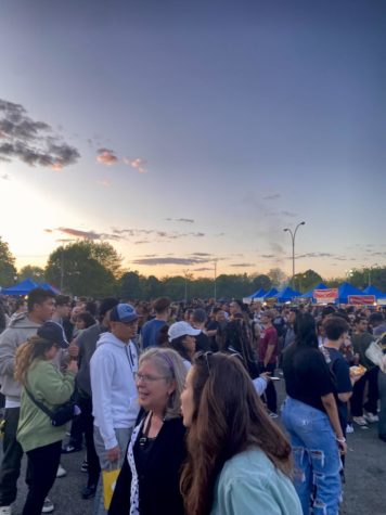 Even as the sun begins to set, the Queens Night Market is still only just ramping up to full swing for the night. The energy is electric, and the community seems to spring to life.