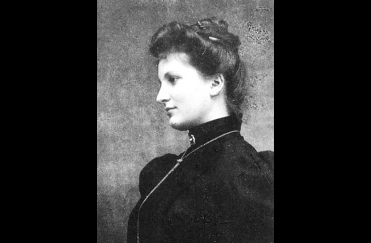 +A+composer+of+nearly+fifty+songs+for+voice+and+piano%2C+Alma+Mahler+is+pictured+here+in+a+photograph+taken+in+1899.++%28Photo+Credit%3A+Alma_Mahler_1899.jpg%3A+Unknown+authorUnknown+authorderivative+work%3A+Fewskulchor%2C+Public+domain%2C+via+Wikimedia+Commons%29