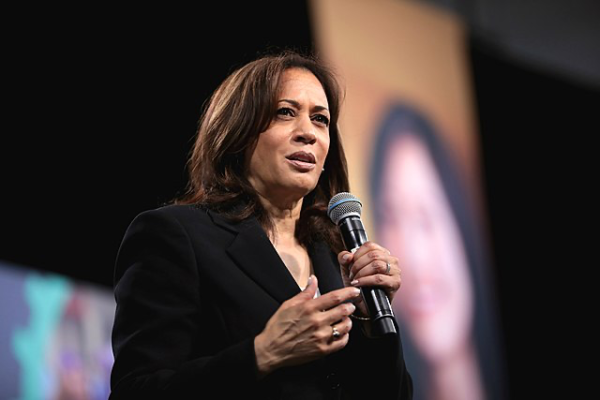 Kamala Harris, the first Black, South Asian and female Vice President, has been the unfair target of media criticism over her last three years in office. Nevertheless, her actions speak louder than the words used against her. (Photo Credit: Gage Skidmore / CC BY-SA 2.0 DEED
Attribution-ShareAlike 2.0 Generic)