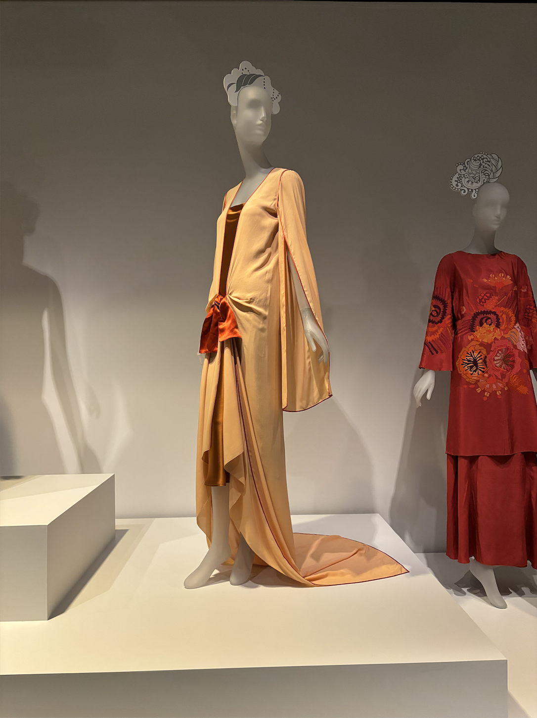 In Dressing Room: Archiving Fashion, View Mid-Century Women's Couture in  Action at MCNY - Untapped New York