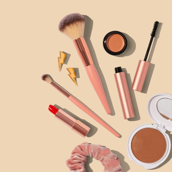 Here is an array of beauty products laid out on the table, ready to be “reviewed” by an influencer. (Photo Credit: Amy Shamblen / Unsplash)
