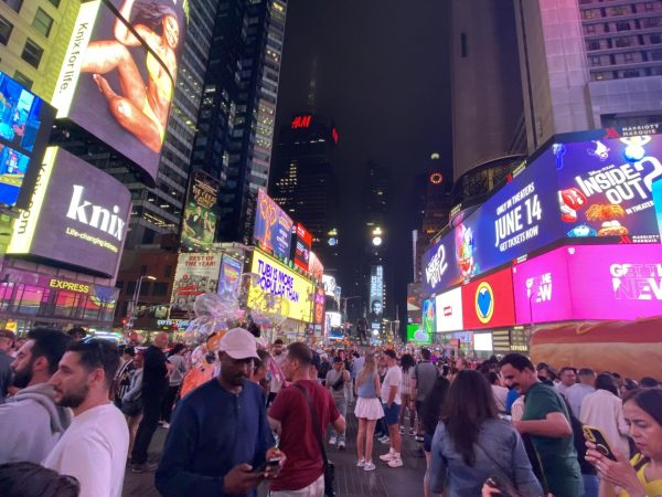 While many Americans living in the suburbs and small towns are heading to bed, New York Citiy residents and tourists are spending the weekend traveling around the city. While fewer people are out at night compared to before 2020, the nightlife scene in many parts of the city is still robust and active. 
