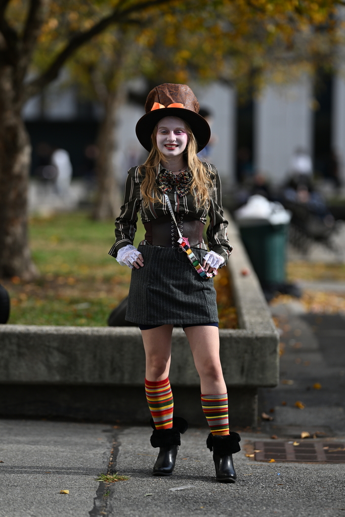 Alex Vassiliev ‘27 as the Alice’s Adventures in Wonderland character, The Mad Hatter. She got all the details – down to the face paint shade and spools of thread. 