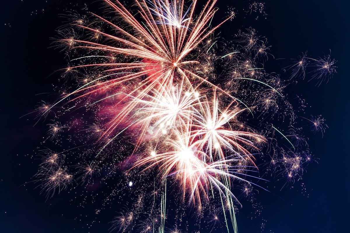New Years doesn’t just bring us pretty fireworks, it brings us hope and motivation to reinvent ourselves. (Photo Credit: Photo Credit: Roven Images / Unsplash)